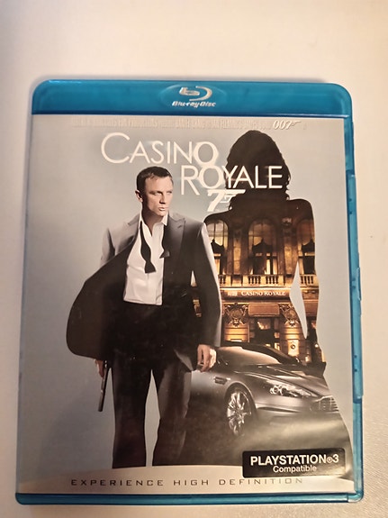 007 - Casino Royale (2006) (Suomijulkaisu) BLU-RAY