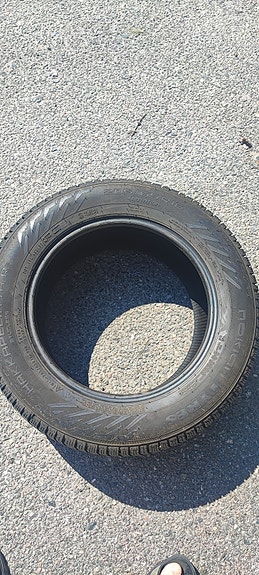 Nokian 205/65/16