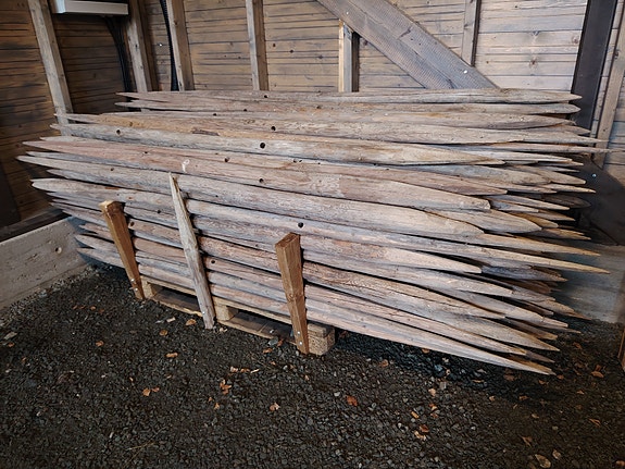 Heinäseipäitä rukalla