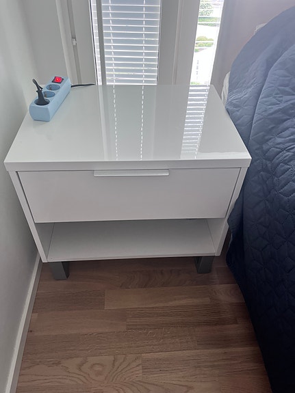 Set of 2 Modern White Bedside Tables with Drawer & Shelf