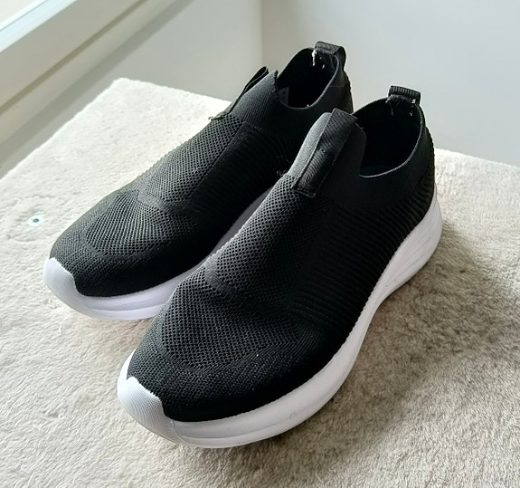 Kevyet kengät 43