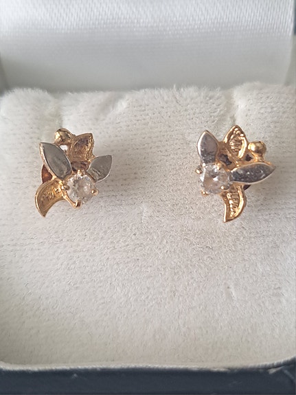 14 k korvakorut zirkoneilla