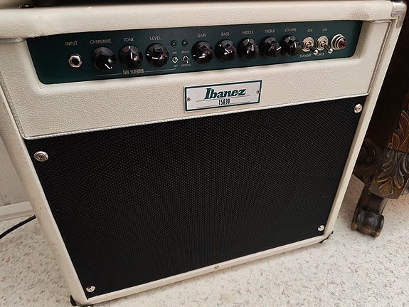 Ibanez TSA30 putkivahvistin