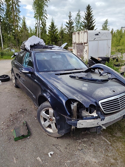 mb w211 2kpl osina 220d ja 270
