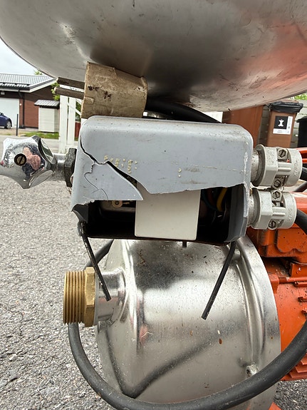Vesipumppu Lohjan Pumput ISKU-jet 1R paineastialla