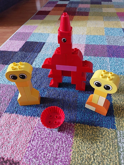Lego Duplo palikat ja hahmot