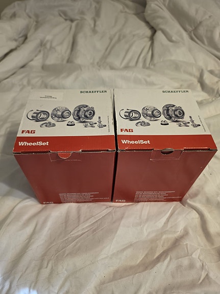 Opel takapyöränlaakerisarja FAG WheelSet 2 kpl. Opel Astra G farkku, 4 pulttiset