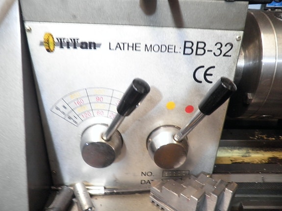 myytävänä Titan BB-32 sorvi metallisorvi
