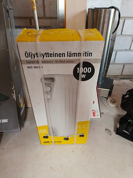 Öljytäytteinen lämmitin 1000W