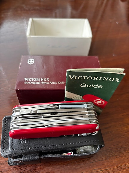 Victorinox. Original Swiss Army Knife