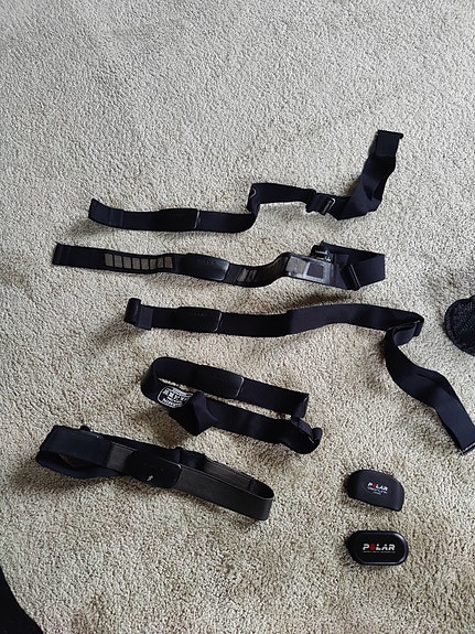 Garmin HRM2 x3, HRM3, HRM run, polar H3 ja Polar wearlink