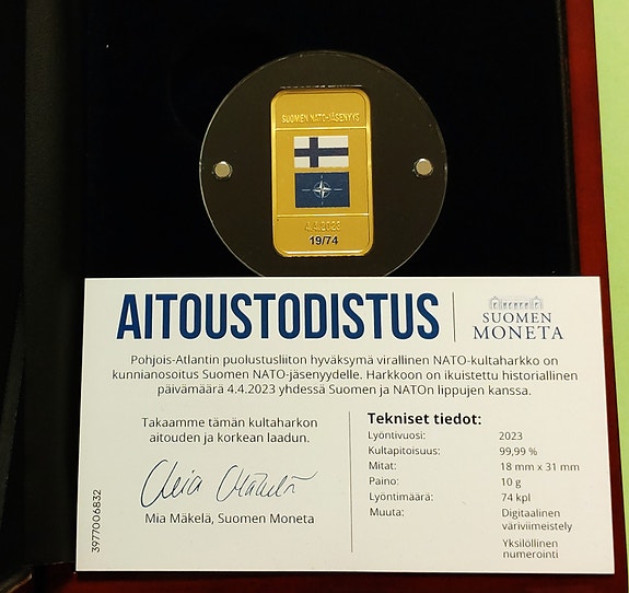 10 g 9999 kultalaatta Suomen NATO-jäsenyys 2023, vain 74 kpl.
