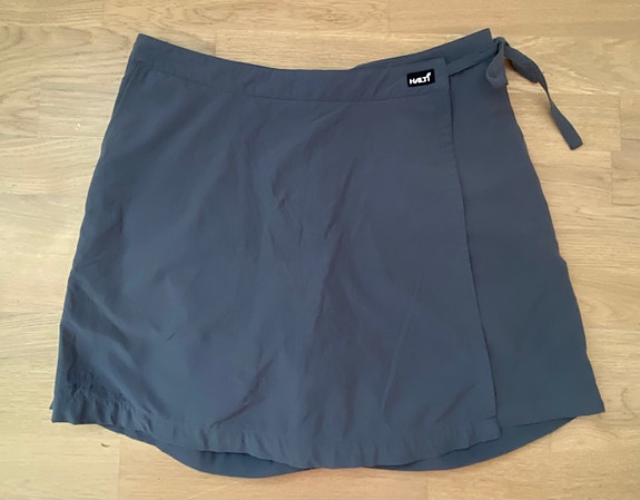 Haltin shortsit 40