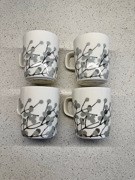 Marimekko lumimarja kahvikupit