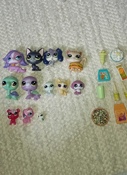 Littlest Pet Shop -figuureja ja tarvikkeita