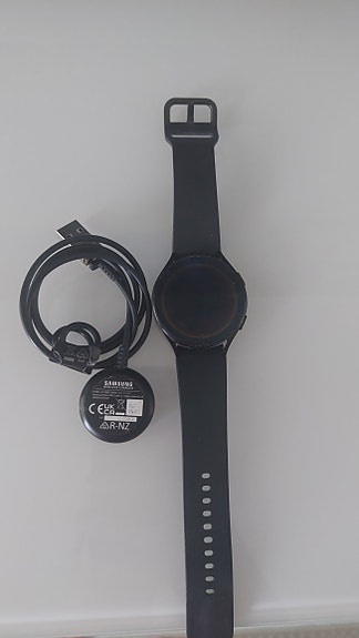 Samsung älykello musta