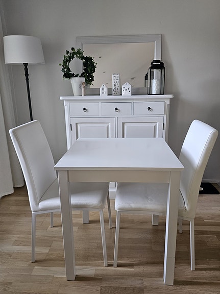 2 hengen ruokailuryhmä