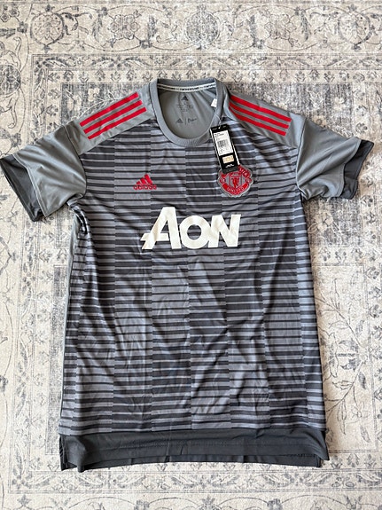Adidas Manchester United -pelipaita L harmaa