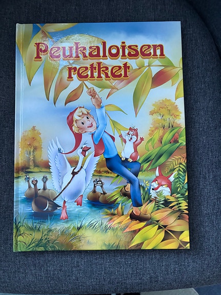 Peukaloisen retket lastenkirja kovakantinen