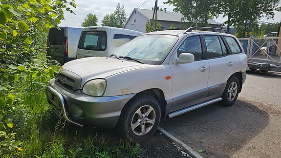 Hyundai Santa Fe 2.7 V6 4x4 varaosiksi