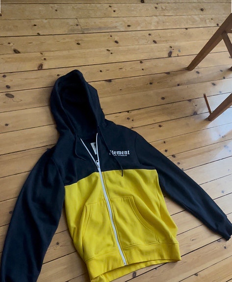 Täysin käyttämätön Element huppari