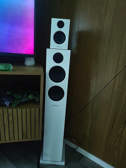 Audio Pro addon T20 tolpat + sub ja addon five