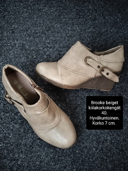 Brooke beiget kiilakorkokengät 40