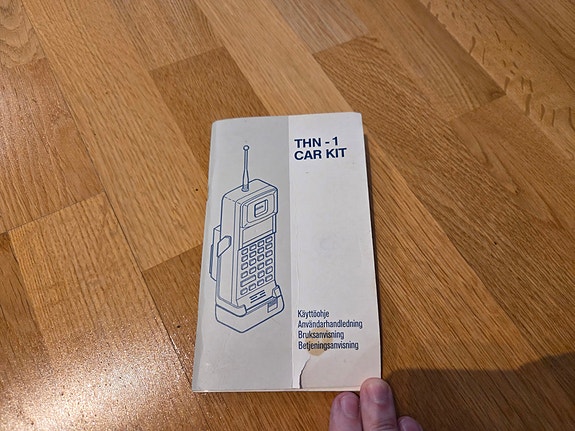 Nokia Mobira Cityman 100 / THN-1 car kit ohjekirja
