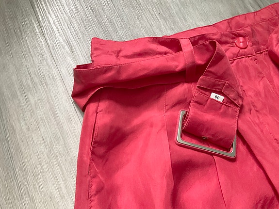 Product image 9 of 20