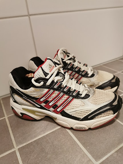 Adidas Supernova lenkkarit 36 2/3