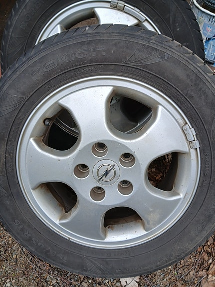 Opel Astra vanteet
