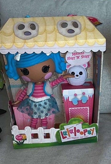 Lalaloopsy nukke uusi
