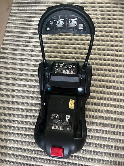 Britax Römer Isofix- telakka