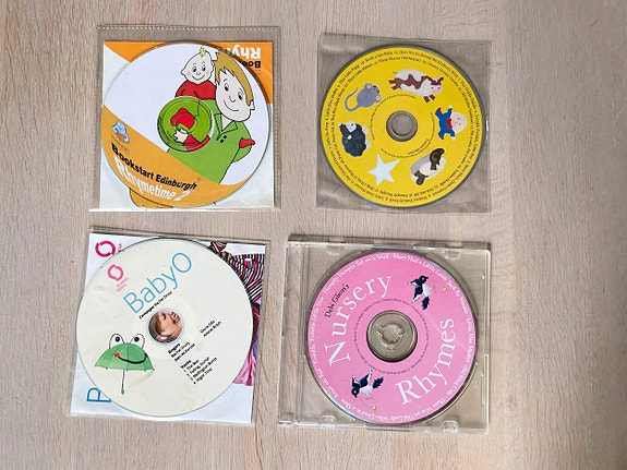 Lasten englanninkieliset CD-levyt 4 kpl – Nursery Rhymes, Babyo, Bookstart