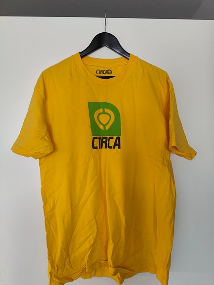 Circa keltainen t-paita