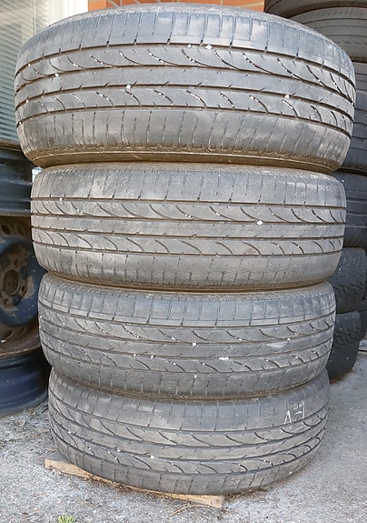 Kesärenkaat bridgestone 215/55R17