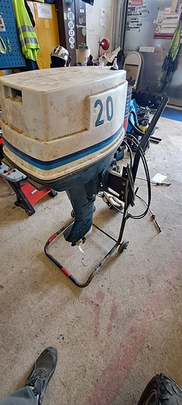 Volvo Penta perämoottori 20 hv