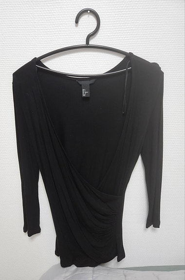 H&M naisten trikoo pusero
