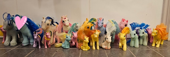 Erä My Little Pony -poneja (G1, G2, G3 ja 40v-retrot)
