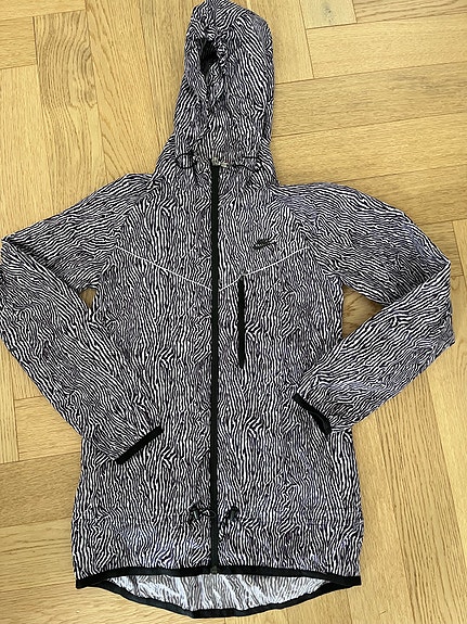 Nike juoksutakki XS naiset