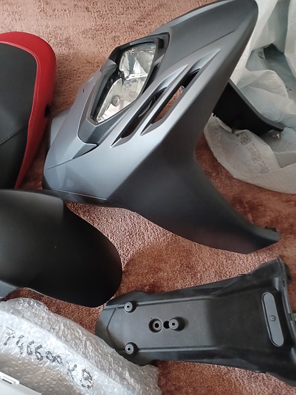 Piaggio typhoon tai aprilia sr