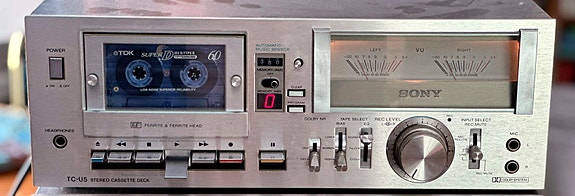 Sony TC U5 kasettidekki, huollettu