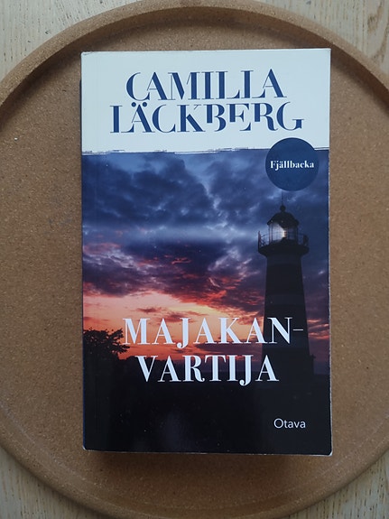 Camilla Läckberg: Majakanvartija -pokkari