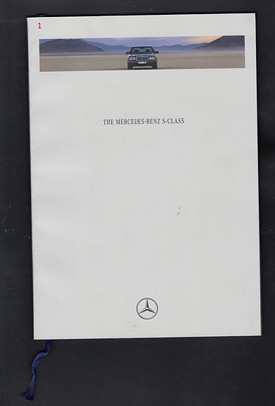 Mercedes-Benz esitteitä mm.. w126