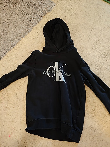 Calvin Klein -huppari