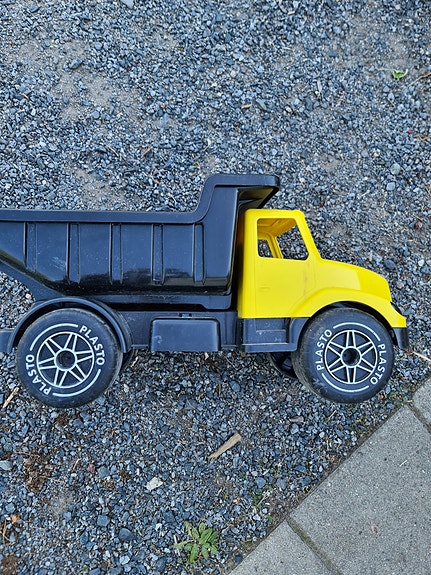 Plasto kuorma-auto