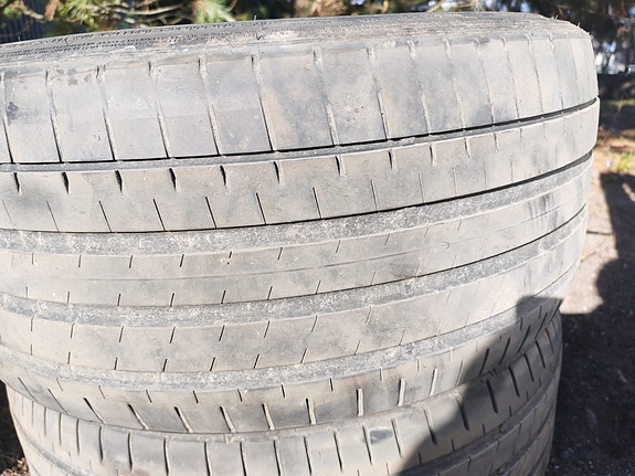 Falken azenis FK510 245/35 ja Continental sport contact 7 285/30