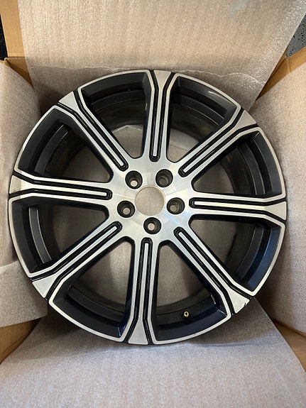 Volvo alkuperäinen vanne 20”