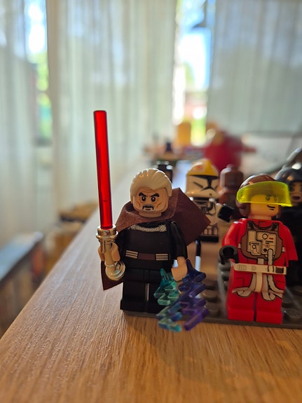 Lego Star Wars -legoja + minifiguureja