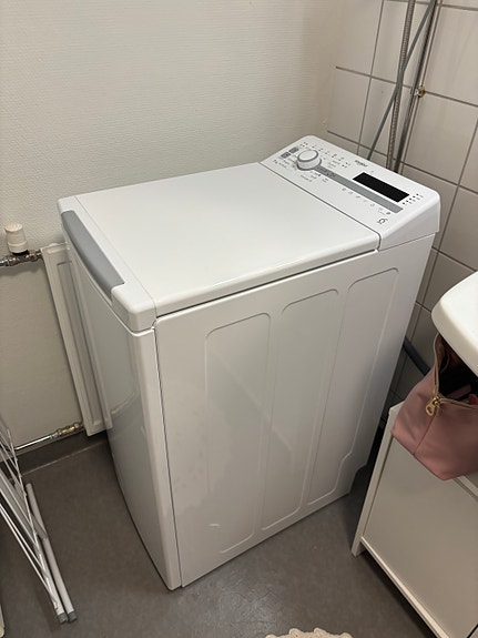 Pyykinpesukone päältätäytettävä